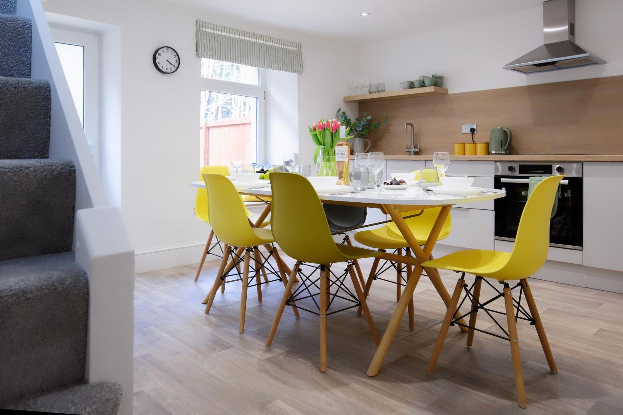 Stayright 3 Bed Home Near Hiking Trails & Parks Llwynypia Kültér fotó